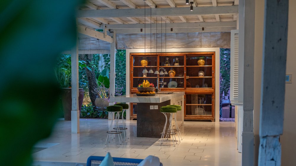 Elite Havens - Villa 1880 - Bali 5-Bedroom Fully Staffed Contemporary-Colonial Villa - Indonesia - Outdoor kitchen